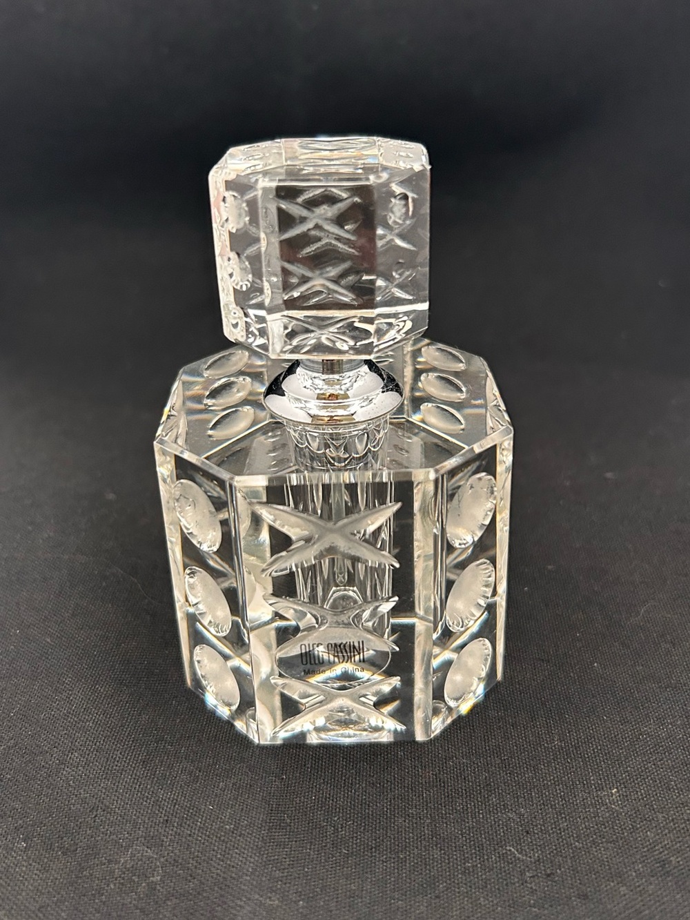 EUC Oleg Cassini Crystal Perfume Bottle Decanter Faceted with stopper.